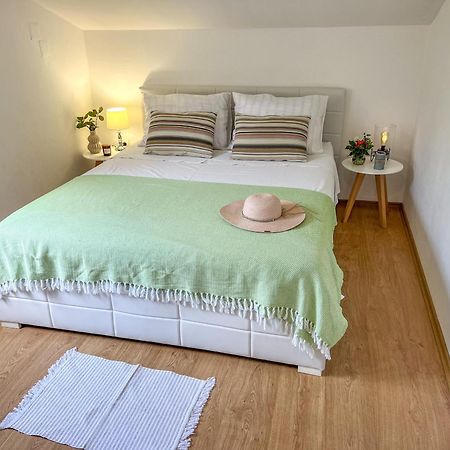 Holiday Home Sunny Side Vela Luka Ngoại thất bức ảnh