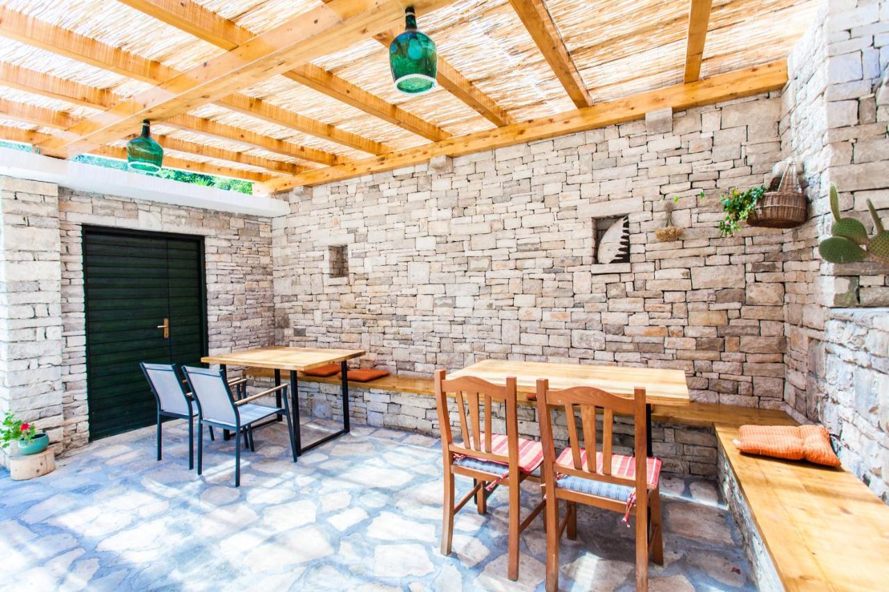 Holiday Home Sunny Side Vela Luka Ngoại thất bức ảnh