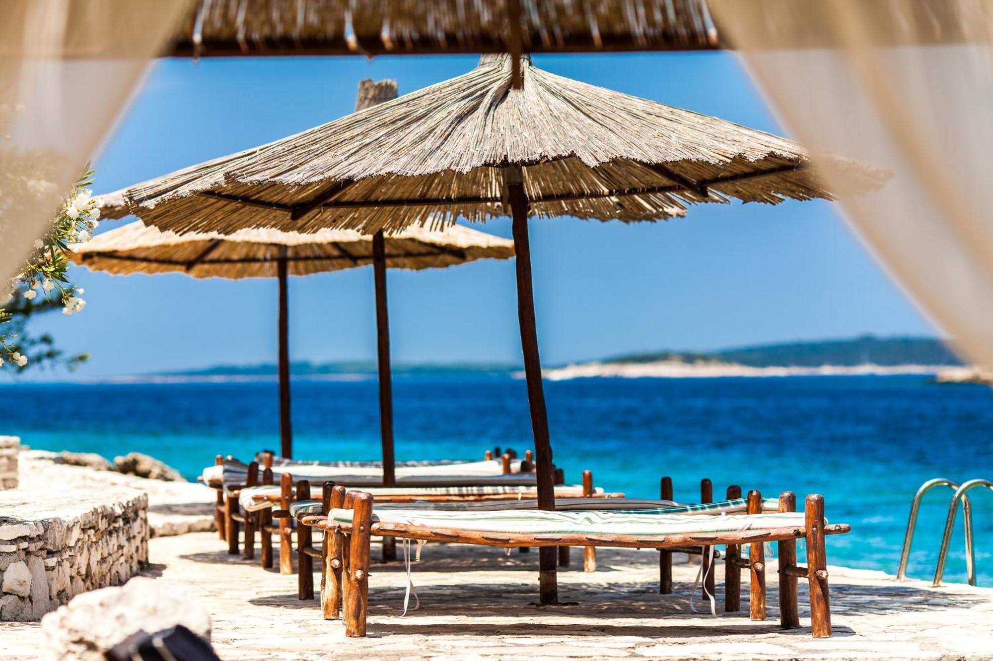 Holiday Home Sunny Side Vela Luka Ngoại thất bức ảnh